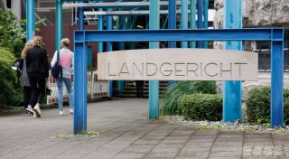 Gewalttätige Angriffe im Kreis Gütersloh: Mann (34) attackiert Polizisten und Ärztin