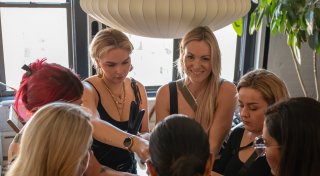 „Unglaubliche Kulisse“: Friseurin aus dem Kreis Paderborn bei der New York Fashion Week