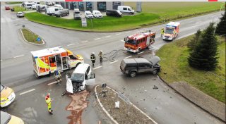 Drei Verletzte nach Unfall auf Kreuzung bei Steinheim