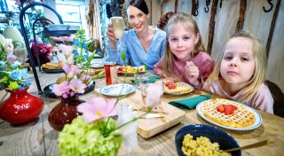 „Blumenklatsch“ im „Petite Fleur“: Einzigartige Oase in Bielefelder Altstadt