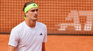 Zverev in Hamburg mühelos im Achtelfinale
