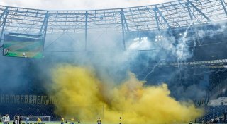 Derby in Hannover: Polizei ordnet Teilausschluss von Fans an