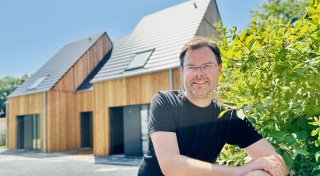 Mikro-Holzhäuser in Bielefeld: Architekt zeigt nachhaltiges Wohnen mit Stil