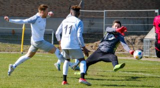 Dennis Lobitz belohnt Altenhagen im Spiel gegen Kosova