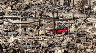 Wettlauf gegen die Zeit: Wind könnte Feuer neu anfachen