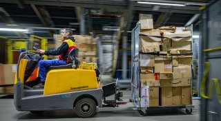DHL erhöht Preise für bestimmte Paket-Sendungen