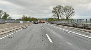 Rechts überholt? Unfallchirurg verursacht schweren Unfall auf der A30 in Löhne