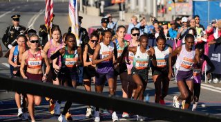 Kenianerin pulverisiert Marathon-Streckenrekord in New York