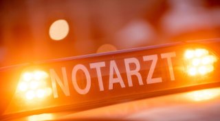 Zirkus-Akrobatin stürzt während Vorstellung sechs Meter tief