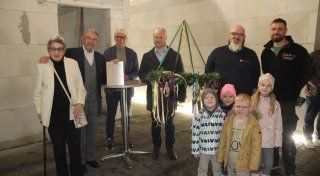 Neuer Kindergarten in Espelkamp feiert Richtfest