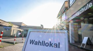 NRW-Kommunalwahl: Wahllokale geöffnet