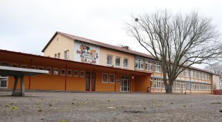 Neue Fenster und mehr Raum: Das passiert an Löhner Schulgebäuden im kommenden Jahr