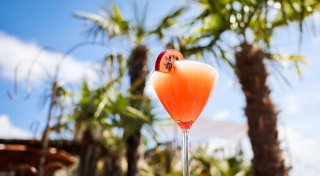 Sind das die Sommertrends? Sunscreen-Lust und Pornstar-Drink