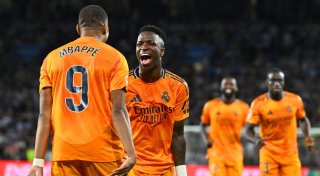 Mbappé und Vinícius Júnior führen Real Madrid zum Sieg