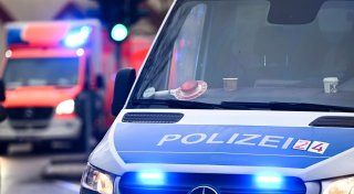 Fußgänger auf Autobahn überfahren, eine Fliegenplage und Angriffe auf Rettungskräfte