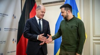 Scholz will Ukraine keine weitreichenden Waffen geben
