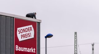 Neuer Baumarkt eröffnet im Kreis Gütersloh - und lockt mit Discounter-Preisen