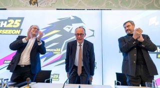 Ein Herz und eine Seele - Union zelebriert Wahlkampfauftakt
