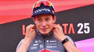 Sprint-Star Philipsen gewinnt 19. Vuelta-Etappe