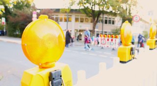 Erste Schulstraße in Paderborn: Nicht alle Eltern halten sich an die Regeln