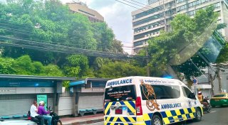 Säugling lebend aus Toilettenspülkasten in Bangkok gerettet