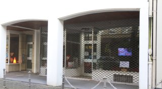 Toter Fisch und rechte Parolen: Angriff auf das Büro der Partei „Die Linke“ in Herford