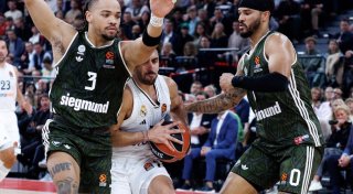 Bayern verlieren Star-Aufbauspieler Edwards und Weiler-Babb