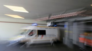 Autofahrer fährt mehrere Passanten in Frankreich an