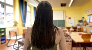 Liebesbeziehung mit dem Lehrer: Bielefelderin bricht ihr Schweigen