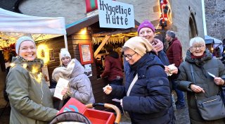 Viele Besucher zum Start des „Adventsbummels“ in Enger