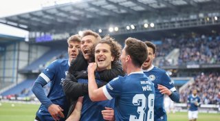 Kapitän leistet Wiedergutmachung: Corboz trifft bei Arminias 2:1 gegen Aue