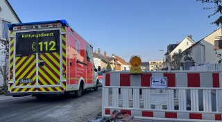 Arbeitsunfall in Bielefeld: Bauarbeiter verletzt sich beim Steineschneiden