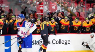 Deutsche Eishockey-Junioren bleiben bei U20-WM erstklassig
