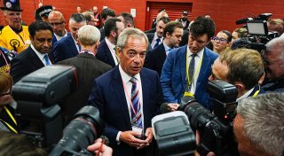 Aufwind für Farage: Britisches Zwei-Parteien-System bröckelt