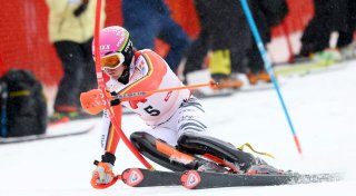 Fußballstars als Edelfans: Ski-Ass Straßer knapp geschlagen