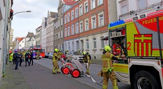 Brand im Paderborner Riemekeviertel: Bewohnerin erleidet Rauchgasvergiftung