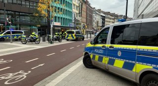 Polizei schießt in Düsseldorfer Zentrum auf Mann mit Waffe