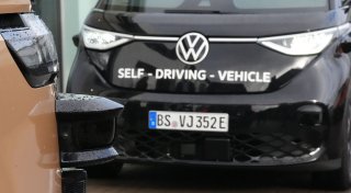 Bundesregierung: Autonomes Fahren in die Praxis umsetzen