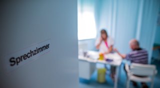 GKV oder PKV: Was kostet im Laufe des Lebens mehr?