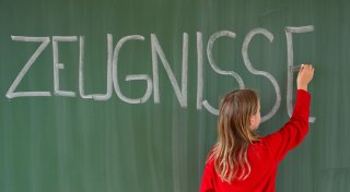 WHO-Studie: Jugendliche spüren wachsenden Schuldruck