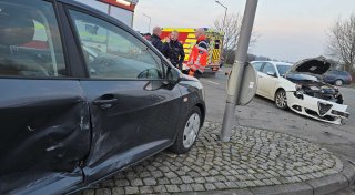Zwei Frauen verletzt: Unfall auf der Hansastraße in Bünde