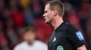 Erstmals Schiedsrichter-Durchsage in Leverkusen