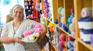 Beliebtes Strickwarengeschäft im Kreis Herford schließt - Kundenmangel ist nicht der Grund