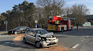 Unfälle in Bielefeld auf A33 und in Ummeln - mehrere Verletzte