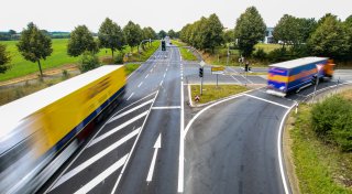 Unfallrisiko und Rutschgefahr: Tempo 50 auf wichtiger Verkehrsachse in Herford bleibt