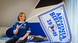 Bielefelder Einlaufkind Henri träumt in Arminia-Farben