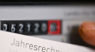 Verbraucherschützer: Haushalte sollen Energiekosten prüfen