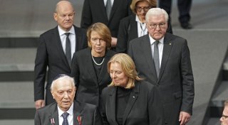 Steinmeier warnt vor Rückfall in «dunkle Zeit»