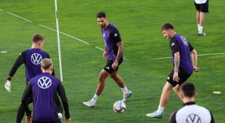 DFB-Team startet mit Debütanten Nübel und Kleindienst