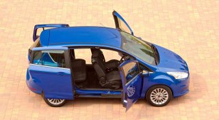 Im Alter rüstig: Der Ford B-Max beim Tüv